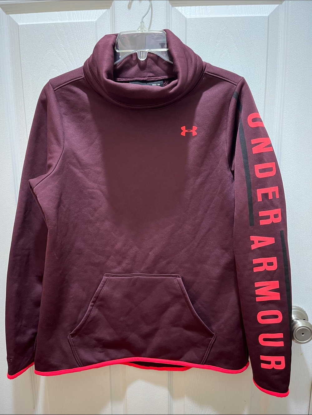 Under Armour ColdGear funnel neck sweatshirt size M